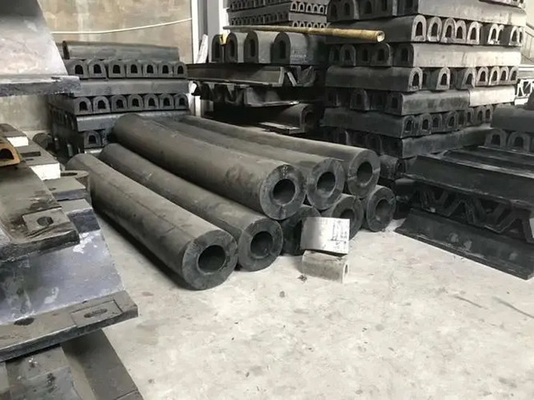 PIANC ISO Standardı Silindirik Deniz Çamurlukları Dock İçin Ağır Hizmet Uzun Hizmet Ömrü
