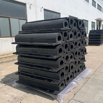 GD Tipi Doğal Kauçuk / SBR Rıhtım Tekne Tamponları 45-95 Shore A SGS Sertifikası