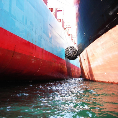 1.5 * 3.0M Pnömatik Kauçuk Çamurluk ISO17357-1: 2014 Davit için 50kPa Deniz Yüzer