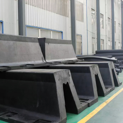 Arch Marine Kauçuk Çamurluklar Yükseklik 200-1000mm Uzunluk 1000-3500mm