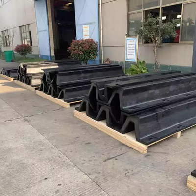 V Tipi Rıhtım Lastik Çamurluk NBR 800 Güvenlik Teknesi Bağlama Çamurlukları