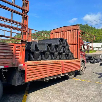Doğal Kauçuk V Tipi Çamurluk 200mm-1000mm Yükseklik Aşınmaya Dayanıklı
