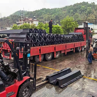 V Tipi Rıhtım Lastik Çamurluk NBR 800 Güvenlik Teknesi Bağlama Çamurlukları
