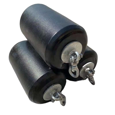 Rıhtım Gemisi İçin Poliüretan Kapalı Hücre Köpük Tekne Çamurlukları 2500mm * 4000mm