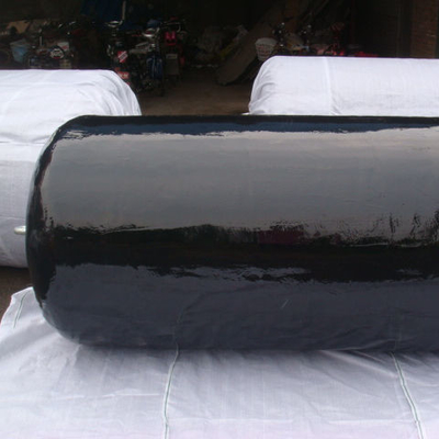 Rıhtım Gemisi İçin Poliüretan Kapalı Hücre Köpük Tekne Çamurlukları 2500mm * 4000mm