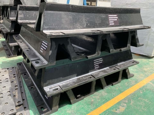 Tekneler için OEM Özelleştirilmiş V Tipi Deniz Kauçuk Çamurluk