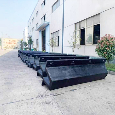 Superyacht için ağır görevli V / D 1000mm Dock Montajlı Fenders