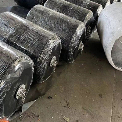 2x4m Yüzen Köpük Fender, Zincir Ağıyla 70kg/M3 yoğunluk 19mm poliureya kalınlığı