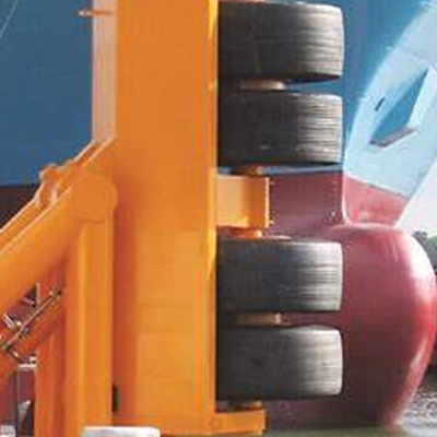 Dayanıklı Kara Rol Fenders Liman Terminalleri için Tekne Kauçuk Fenders
