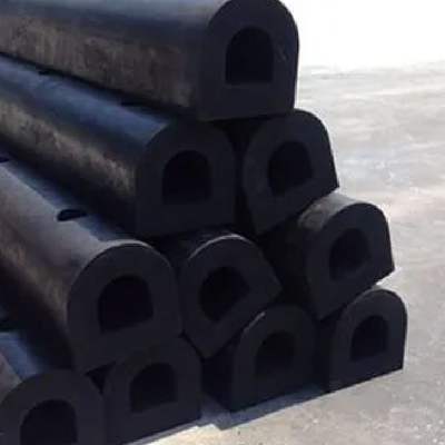Dock Rubber Fender Ekolojik Dostu Malzemeler Toplu Nakliye Limanları için Tamponlar