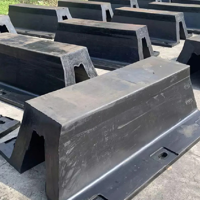 Gemi Tesisleri İçin Super Arch Deniz Kauçuk V Tipi Fender ve Dock Bumper