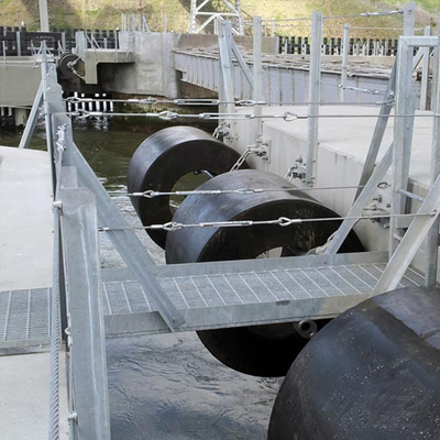 Gemi Tekne Limanı için Kauçuk Silindirik Deniz Parmaklıkları
