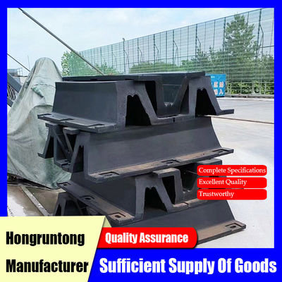 V Tipi Dock Bumper Güçlü Çarpışma Direnci Uzun Süren Dayanıklılık Kolay Montaj