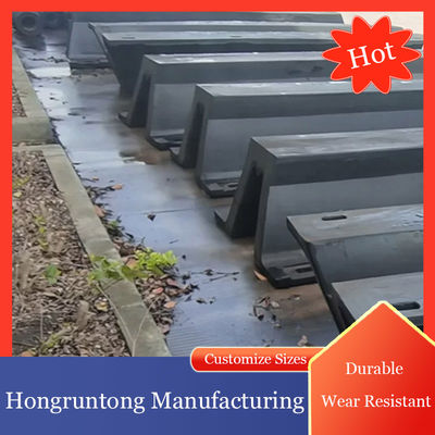 V Tipi Dock Bumper Güçlü Çarpışma Direnci Uzun Süren Dayanıklılık Kolay Montaj