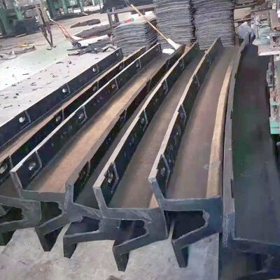Yüksek dayanıklılık aşınmaya dayanıklı korozyona dayanıklı V Tipi Fender Deniz Kauçuk Fender